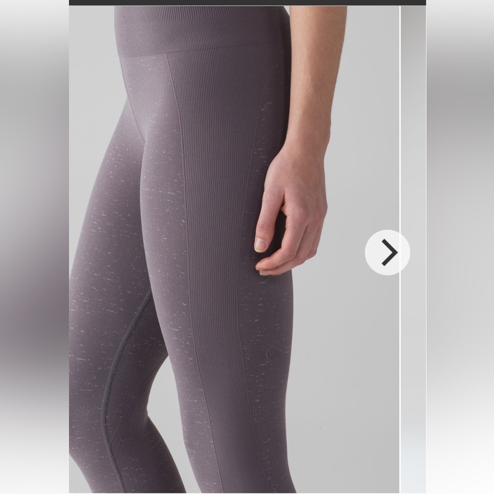 Lululemon Free To Flow Crop 17” Magnum/White size 6 - Picture 2 of 15